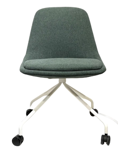 [15100016] Chair with wheels