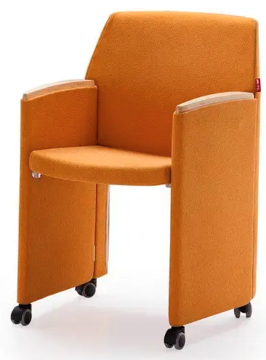 [12100232] Armchair with wheels and side table